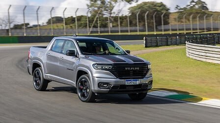 Ram Rampage R/T em fotografia oficial da linha 2027.