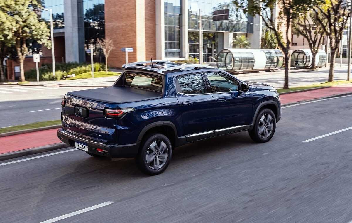 Fiat Toro em foto ilustrativa de uma marca do grupo Stellantis.